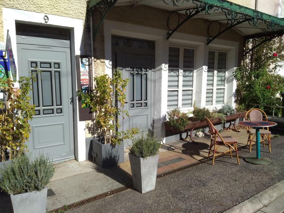 Le Piano Biesles Exterior foto